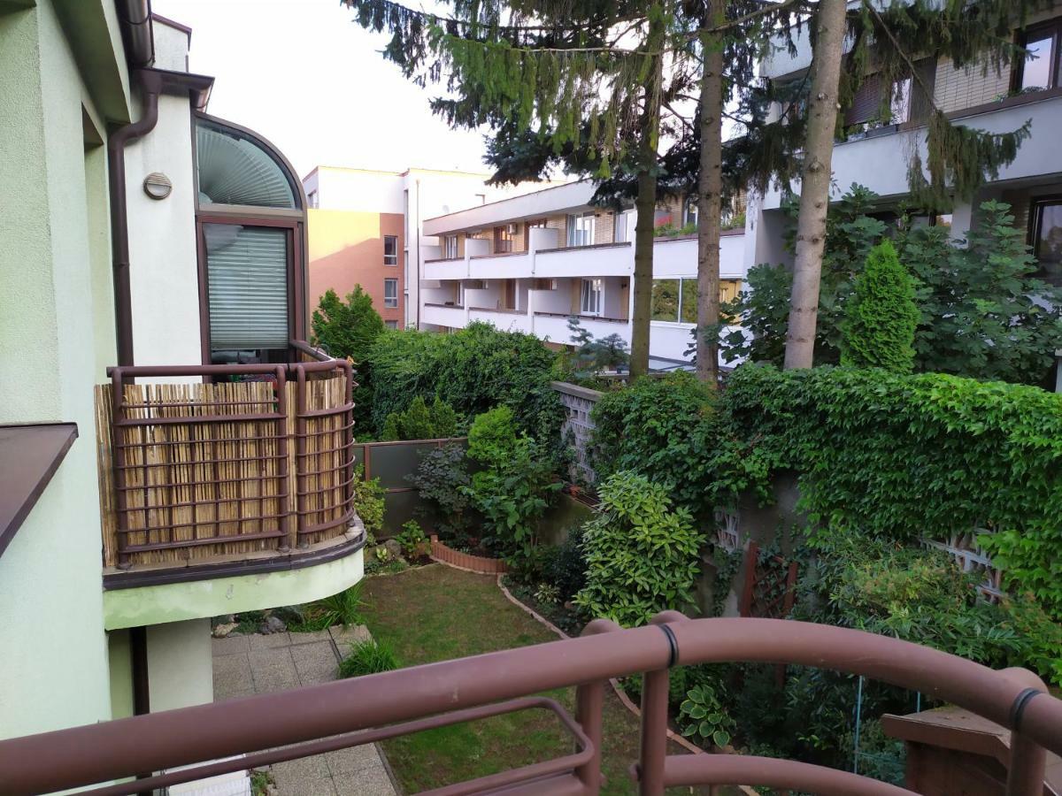 Kate & Jenny - Two-Level Apartment In The Old Town Bratislava Eksteriør bilde
