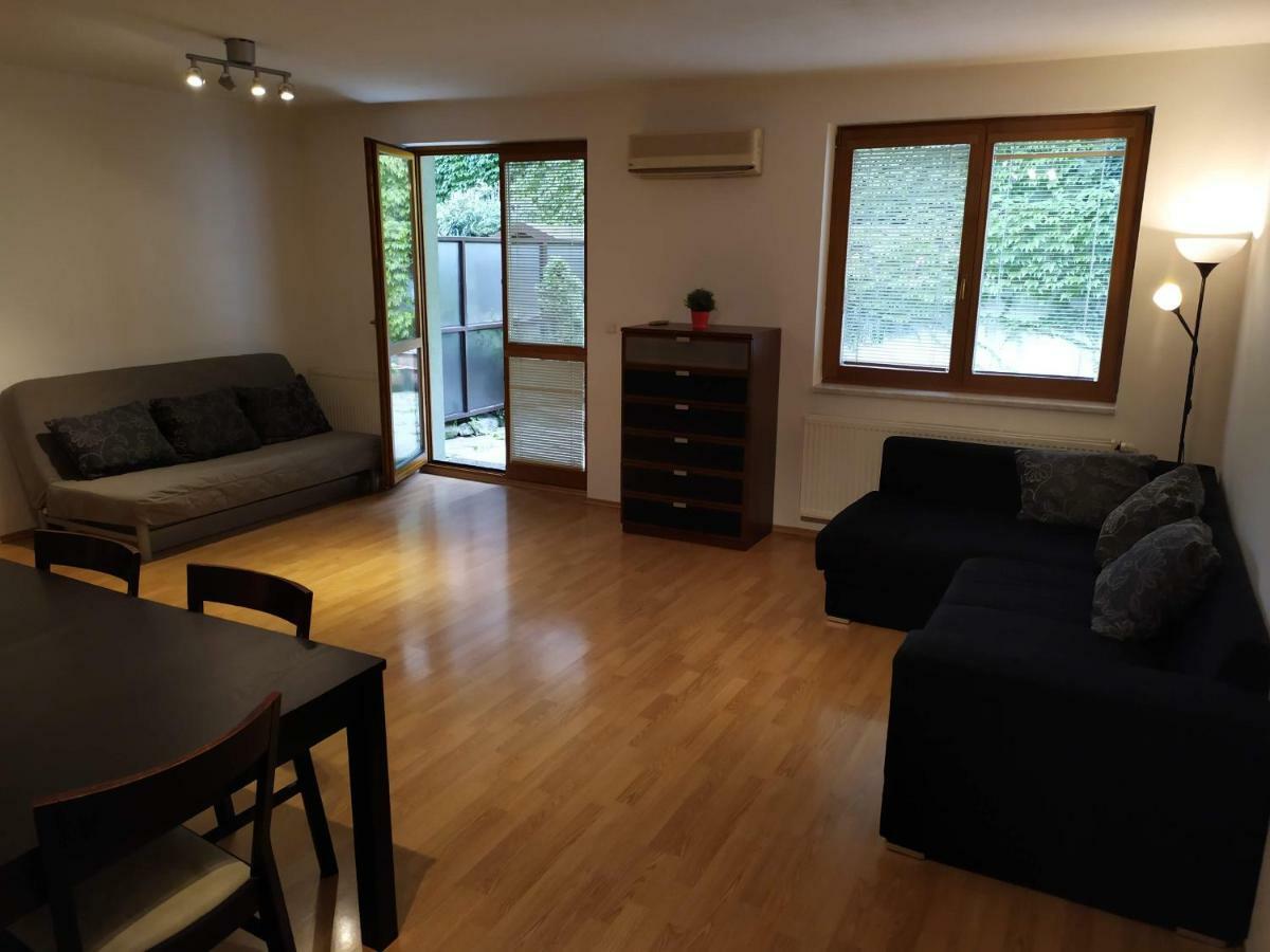 Kate & Jenny - Two-Level Apartment In The Old Town Bratislava Eksteriør bilde